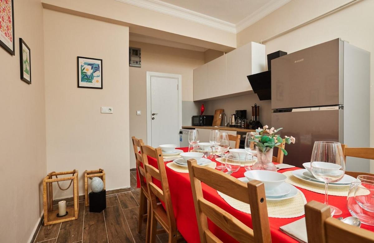 Stunning 3br 3bathroom 3ac Near Metro D2